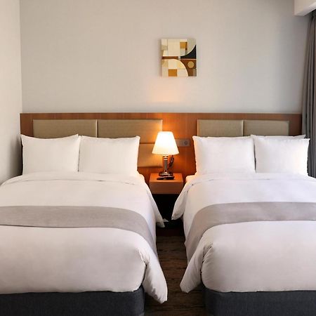 Stanford Hotel Myeongdong Seoul Exterior photo